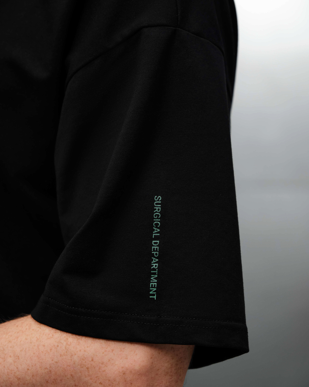 Футболка оверсайз На игле (XL, Черный Garment)